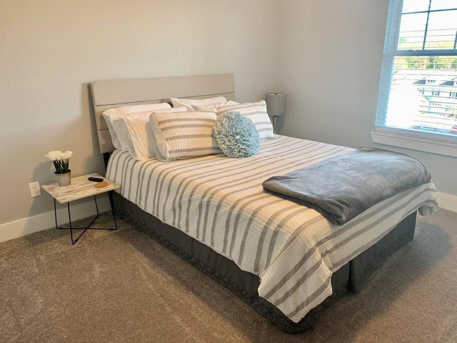 Newly Built Townhome Close To The Asheville Sites Candler Luaran gambar